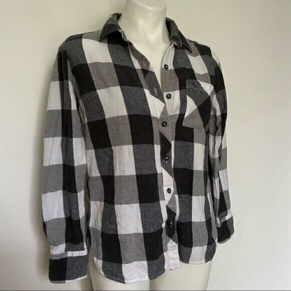 Woolrich Buffalo Check Plaid Button Down - Picture 9 of 10